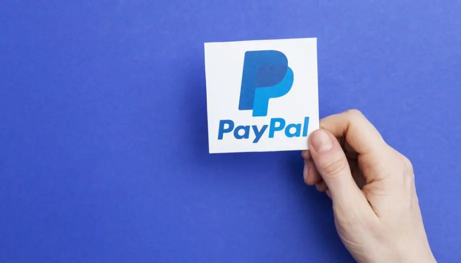 Νέα υπηρεσία διαπροσωπικών πληρωμών (P2P) από την PayPal