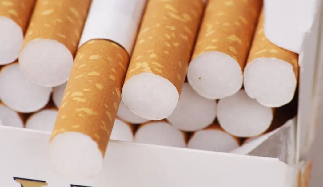 Ποια χώρα της ΕΕ καταναλώνει τα περισσότερα παράνομα τσιγάρα;