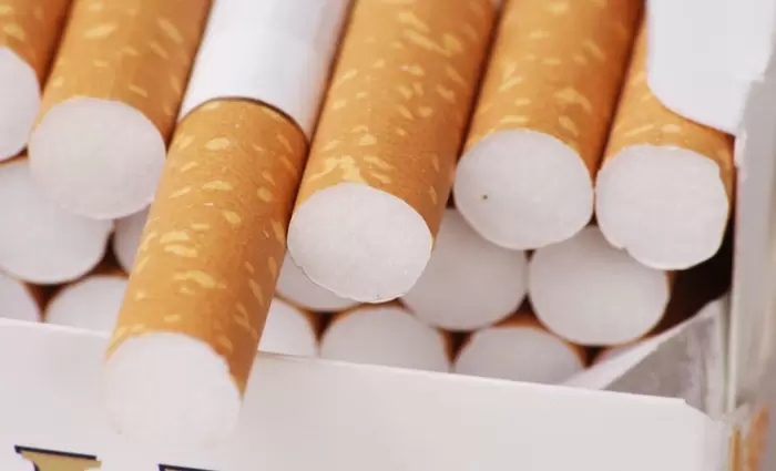 Ποια χώρα της ΕΕ καταναλώνει τα περισσότερα παράνομα τσιγάρα;