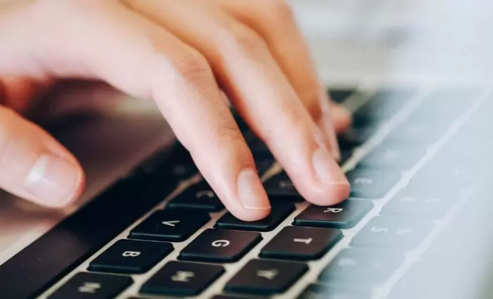 Οι Κύπριες στις χαμηλές θέσεις της ΕΕ για την ψηφιακή οικονομία