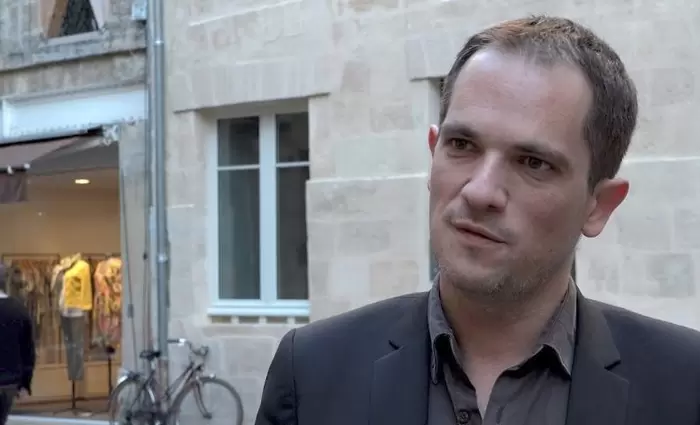 Φεσέλ: Ο νεοφιλελευθερισμός οδηγεί στην αποπολιτικοποίηση