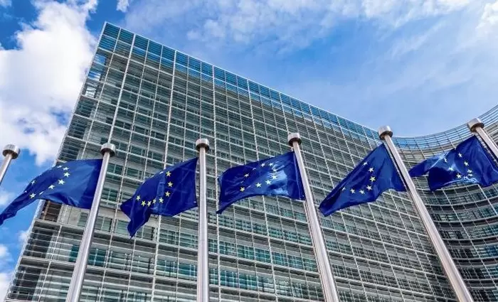 H Koμισιόν ζητά ενισχυμένη πλειοψηφία και όχι ομοφωνία σε θέματα φορολογίας