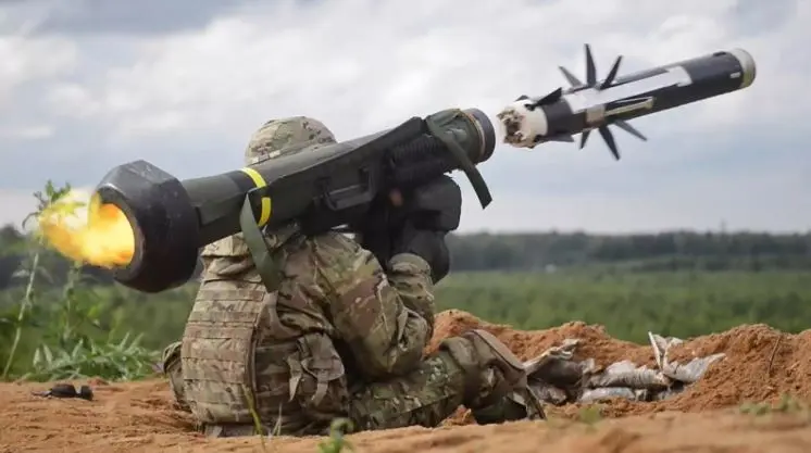 Η Ρωσία δεύτερη σε παραγωγή όπλων στον κόσμο