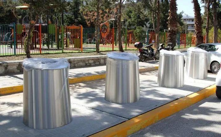 Πότε μπαίνουν οι 64 βυθιζόμενοι κάδοι στον παραλιακό Λάρνακας