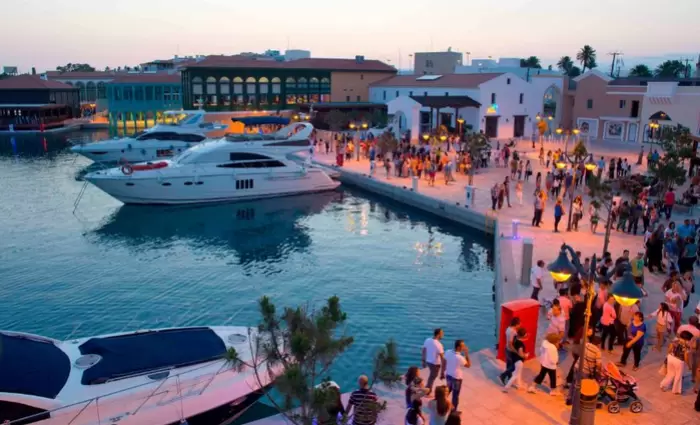 Οι πιο κουβαρντάδες και οι πιο τσιγκούνηδες τουρίστες στην Κύπρο (λίστα)