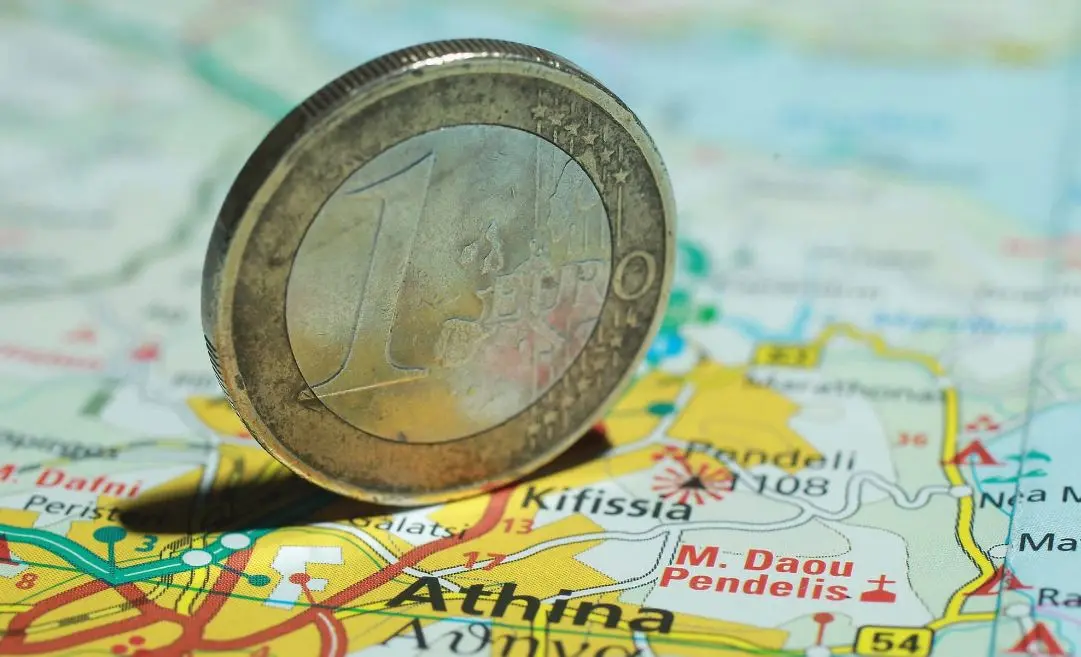 Σε νέο ιστορικό χαμηλό τα ελληνικά ομόλογα