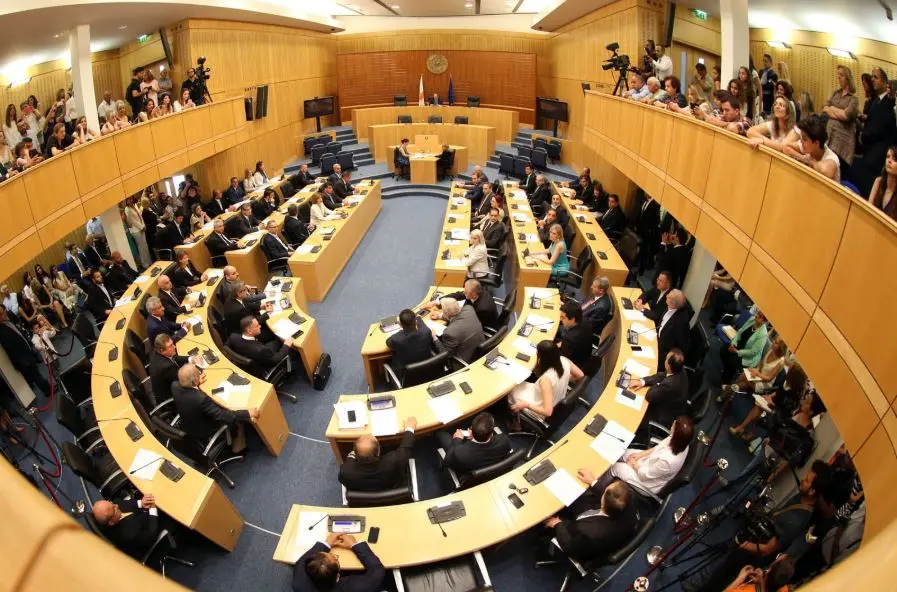 Εγκρίθηκε ο αναθεωρημένος προϋπολογισμός του ΡΙΚ