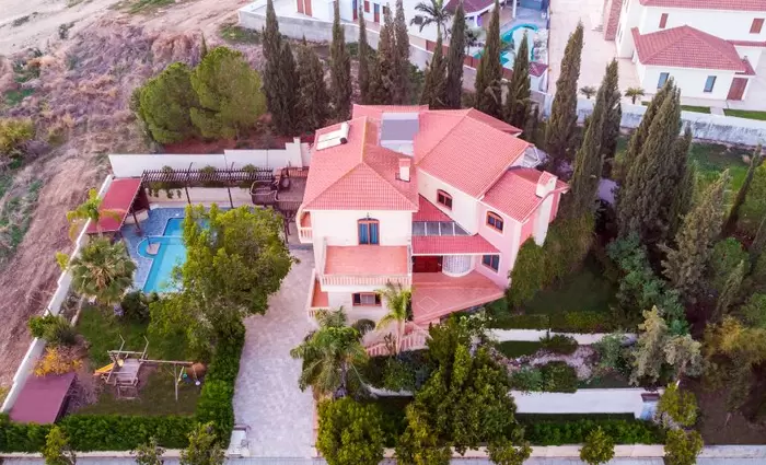 Τρία νέα ακίνητα βγήκαν σε ηλεκτρονική δημοπρασία