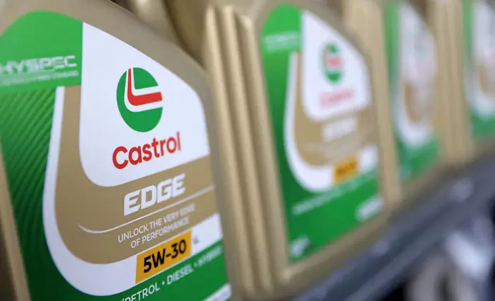 BP: Πουλάει στη Stonepeak το 65% της Castrol έναντι 6 δισ. δολ.
