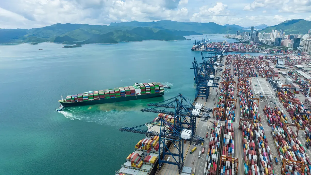 Η Bimco αντιδρά στα λιμενικά τέλη του Πεκίνου για τα αμερικανικά πλοία