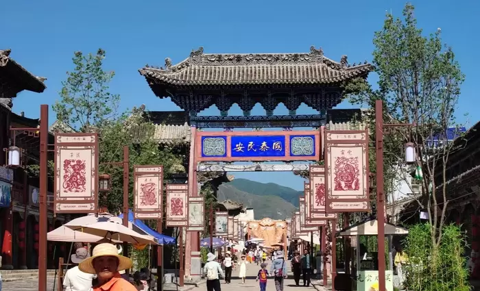 Κίνα: Οι πολιτικές απαλλαγής από την έκδοση βίζας οδηγούν σε αύξηση του διεθνούς τουρισμού