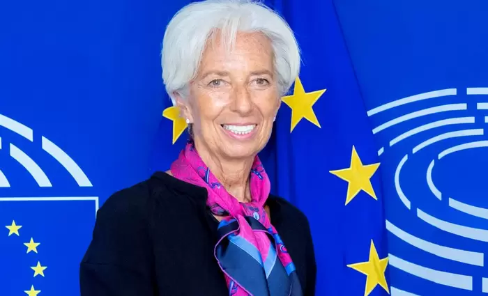 Έτοιμη και οπλισμένη με αισιοδοξία η Λαγκάρντ για τις επόμενες μάχες της ΕΚΤ