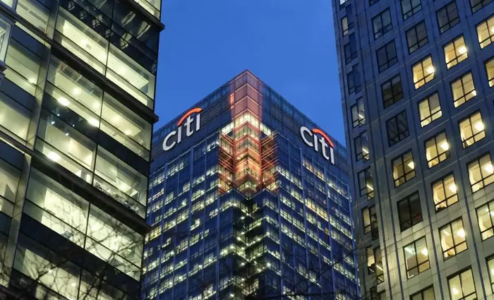 Αντιμέτωπη με ζημιές $1,1 δισ. η Citi – Πουλά το σύνολο του χαρτοφυλακίου της στη Ρωσία