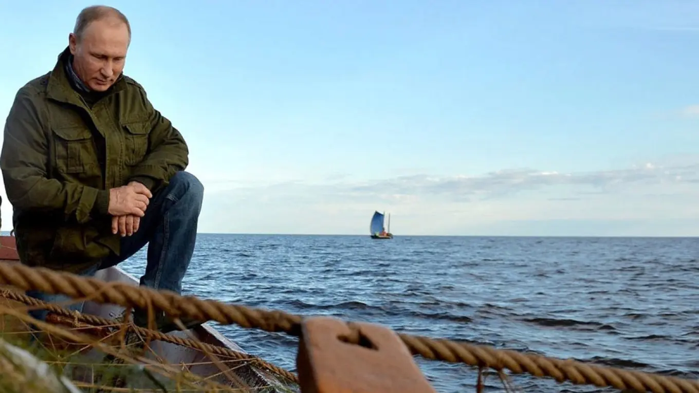 Ο Πούτιν υπέγραψε συμφωνία για μείωση των εκπομπών ρύπων