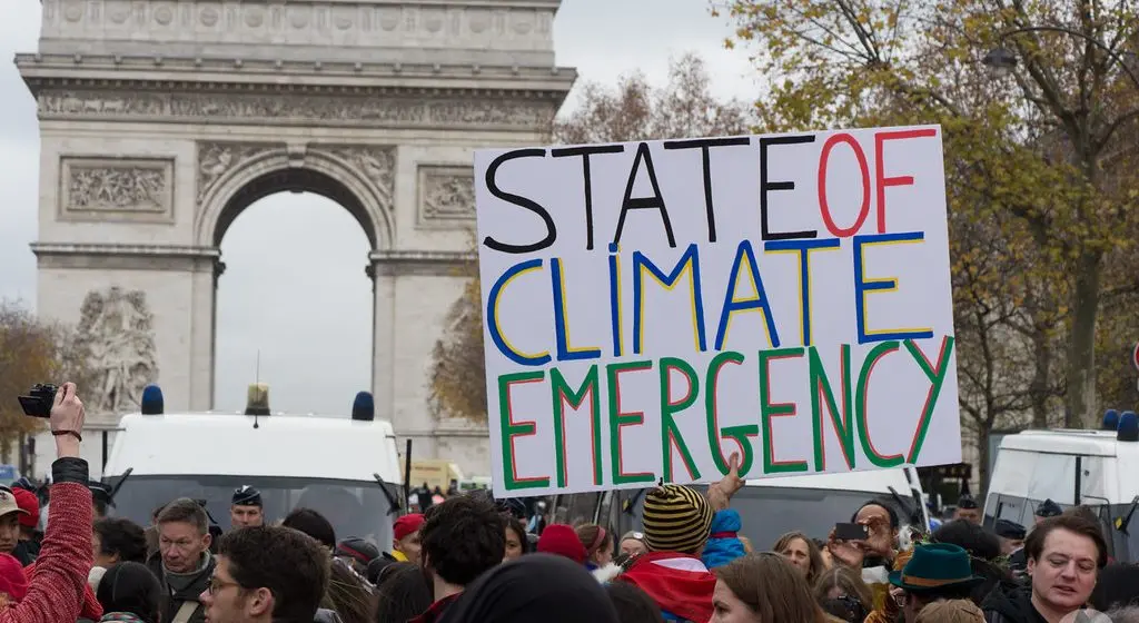 Κλίμα - φτώχεια τα κορυφαία θέματα της νέας δεκαετίας