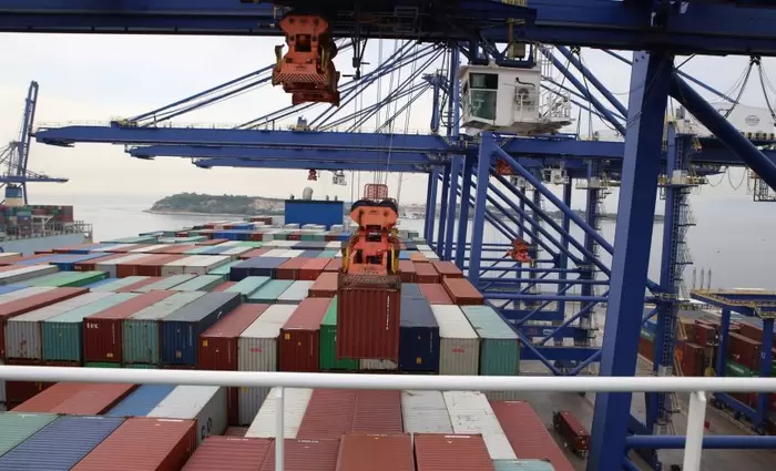 Μπορεί ο κορωνοϊός να μεταδοθεί μέσα από εισαγόμενα εμπορεύματα;