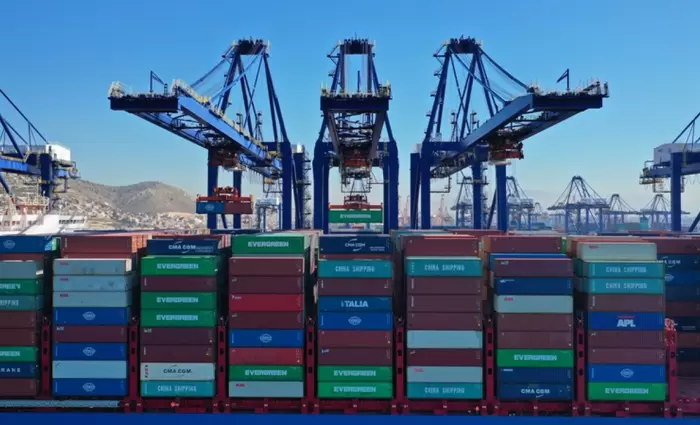 Μείωση 50% στις εξαγωγές τροφίμων της Ουκρανίας