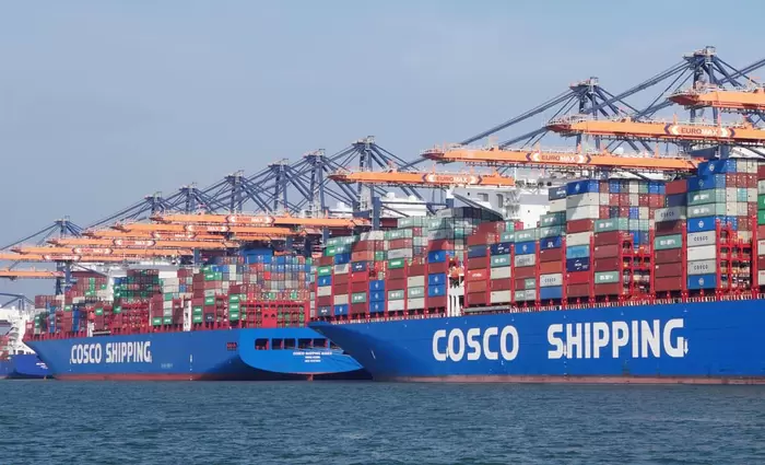 Cosco: Ψήφος εμπιστοσύνης στην ελληνική οικονομία