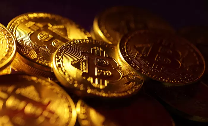 Εκτοξεύτηκε πάνω από τα 60.000 δολάρια το bitcoin