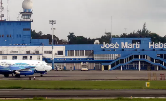 Kηροζίνη τέλος στην Κούβα: Αναστέλλεται ο ανεφοδιασμός στα αεροδρόμια