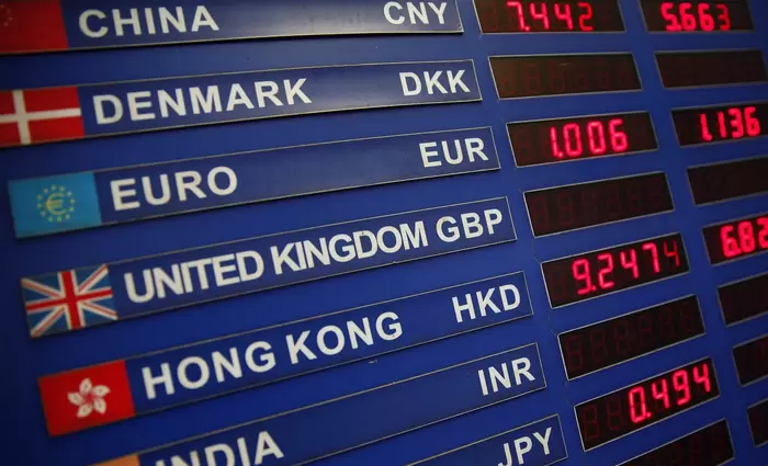 Το ευρώ υποχωρεί κατά 0,36%