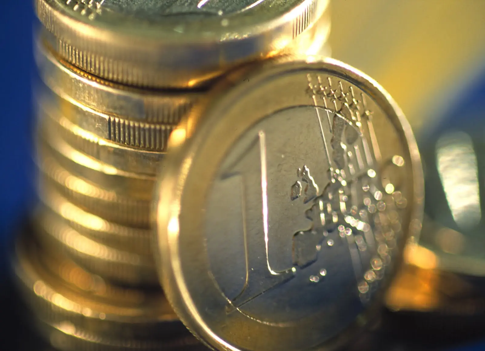 Το Δημοσιονομικό Συμβούλιο προειδοποιεί για τα δημόσια οικονομικά