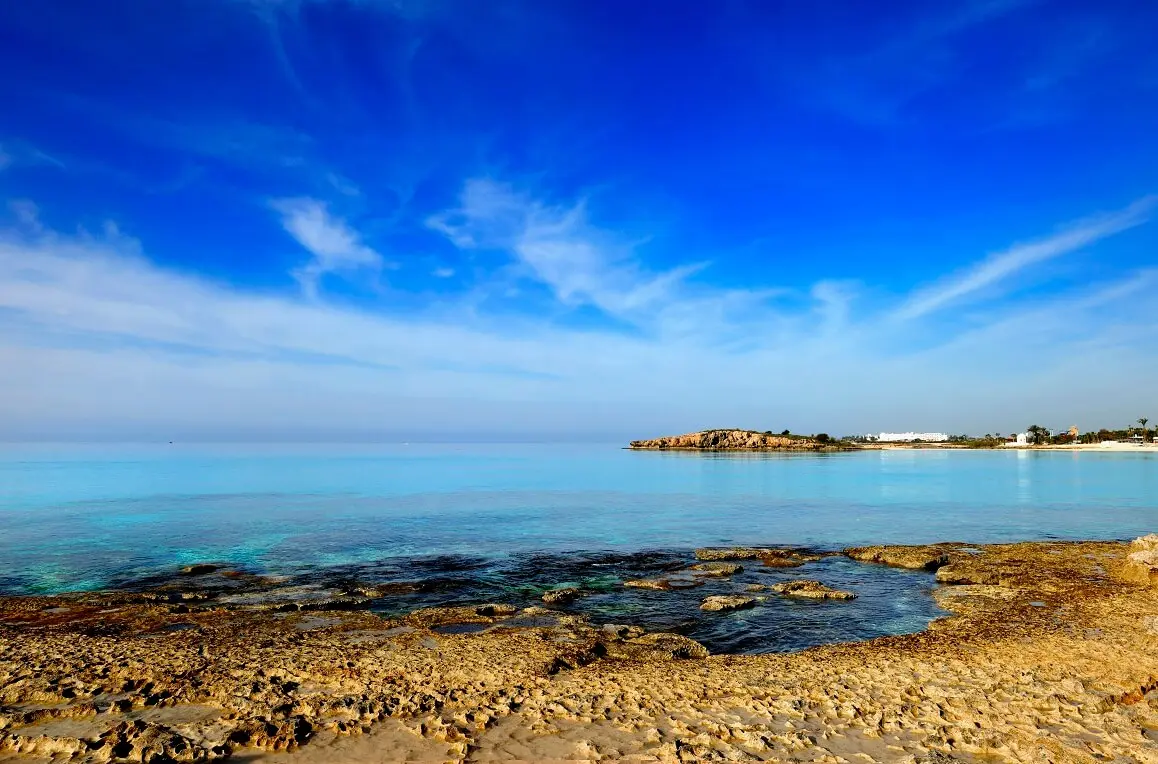 Περδίος: «Έχει χαθεί το στοίχημα του τουρισμού στην καρδιά του καλοκαιριού»