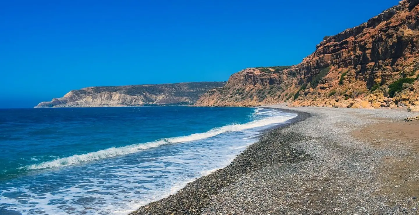 Τουρισμός: Εναποθέτουν τις ελπίδες τους στο δεύτερο μισό του έτους