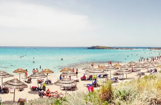 289.335 τουρίστες ήρθαν Κύπρο τον Απρίλιο