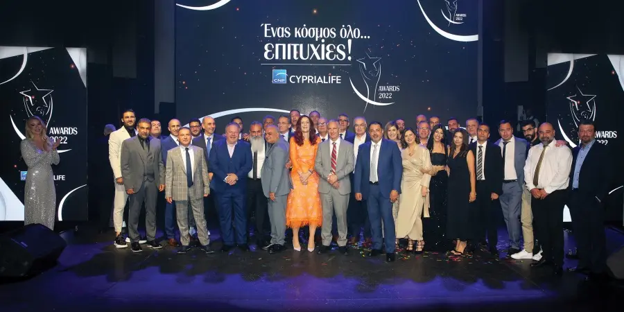 “ Ένας κόσμος όλο επιτυχίες!”