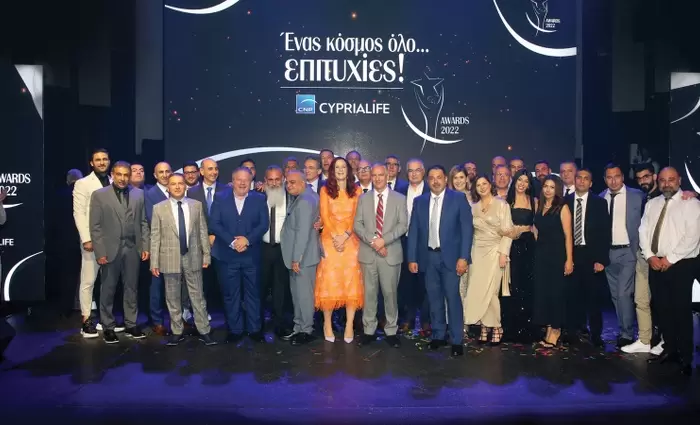 “ Ένας κόσμος όλο επιτυχίες!”