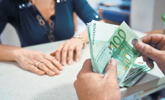 Xαιρετίζουν την απόφαση για επιστροφή υπερχρεώσεων σε δανειολήπτη