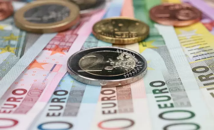 ΣΚΤ: Έδωσε δάνειο σε 90χρονη με περίοδο αποπληρωμής 40 χρόνια