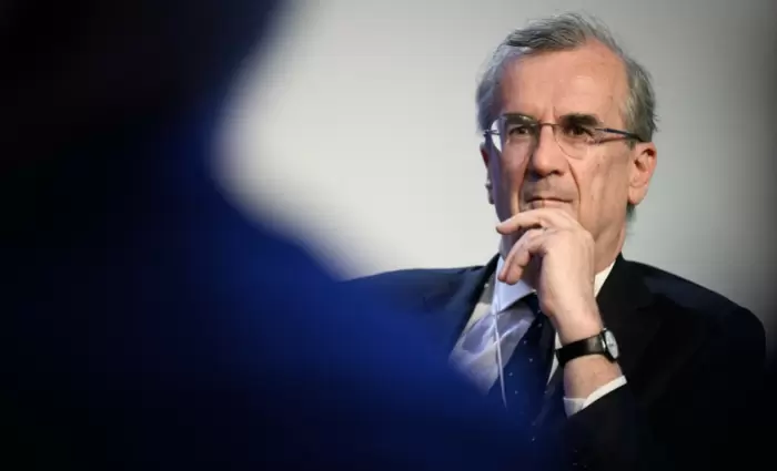 Βιλερουά (ΕΚΤ): Ανοιχτό το ενδεχόμενο για νέες κινήσεις στα επιτόκια