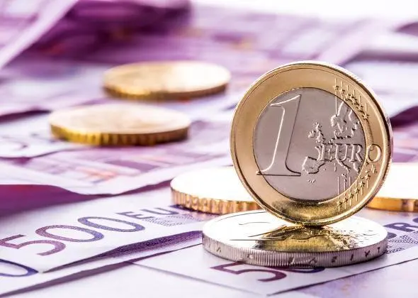 Έλλειμμα €409,1 εκ. το 2021 - Μειώθηκε από τα 1,2 δις του 2020