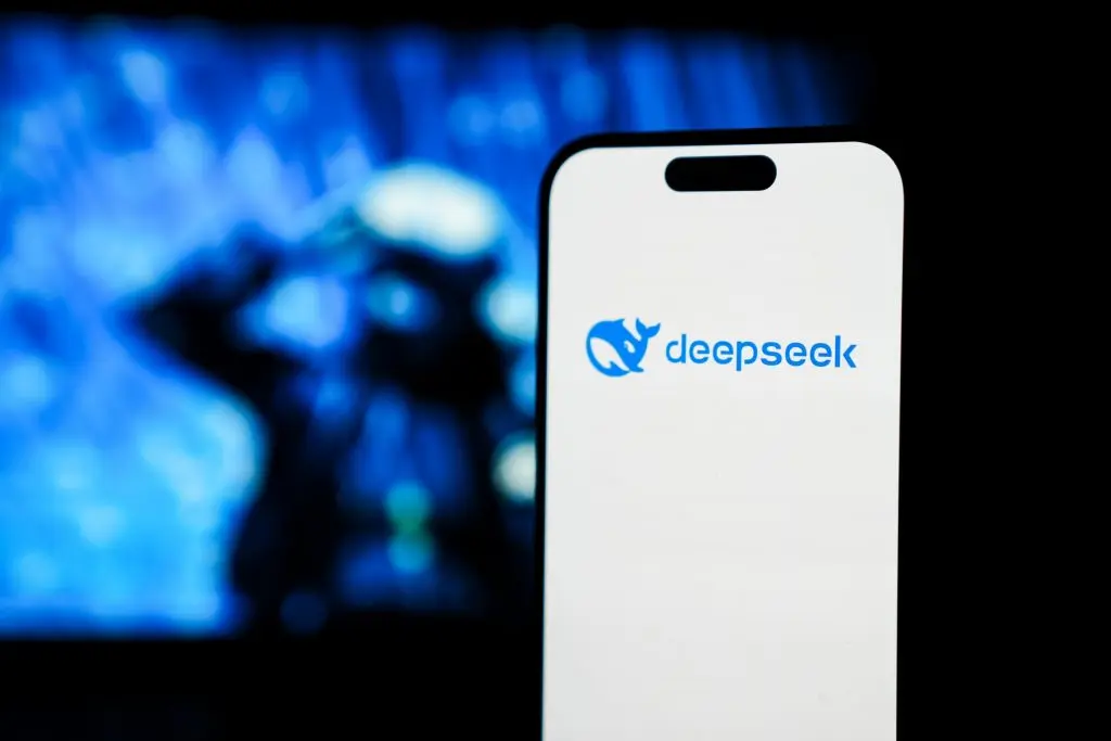 DeepSeek: Πιθανή αποβολή από τα app stores στη Γερμανία