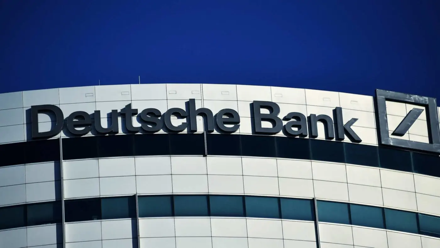 Η Deutsche Bank μετακινεί εργαζομένους στην BNP Paribas