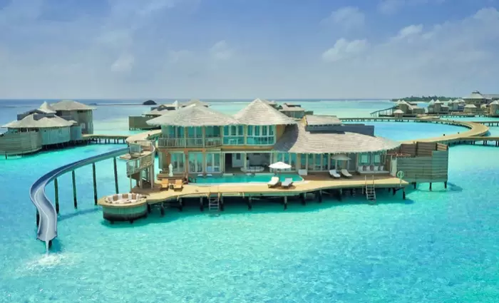 Ταξιδιωτικός οδηγός για σούπερ-πλούσιους: Πώς ταξιδεύουν οι δισεκατομμυριούχοι