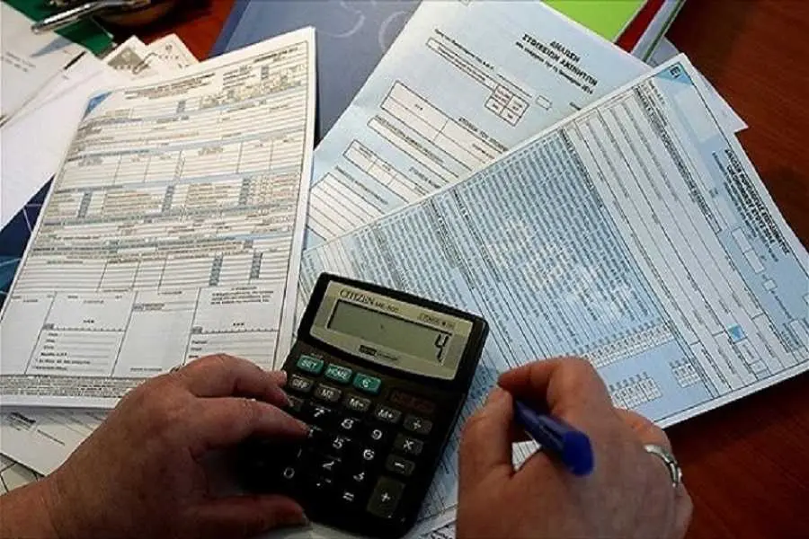 Αρχίζουν τα πρόστιμα για τις φορολογικές δηλώσεις