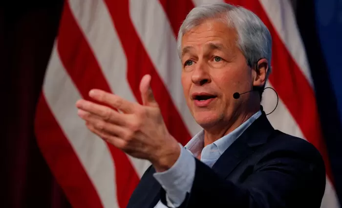 Τζέιμι Ντάιμον: Με αυτές τις δεξιότητες θα βρείτε δουλειά, όσες θέσεις και εάν κόψει η AI