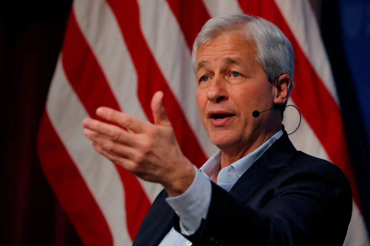 Τζέιμι Ντάιμον: Με αυτές τις δεξιότητες θα βρείτε δουλειά, όσες θέσεις και εάν κόψει η AI