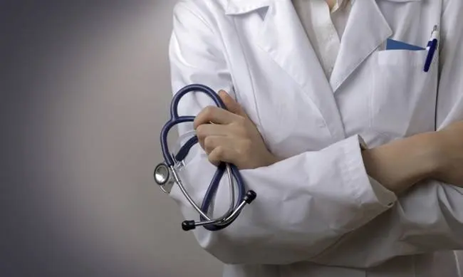 Δίωρη στάσης εργασίας ιατρών σήμερα στα δημόσια νοσηλευτήρια 