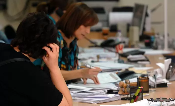 Ψάχνουν λύσεις για τους υπάλληλους αορίστου χρόνου στο Δημόσιο