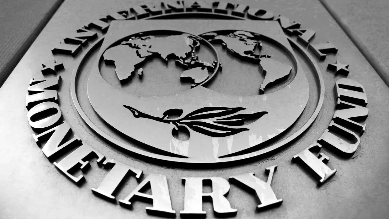ΔΝΤ: Κρούει των κώδωνα του κινδύνου για την παγκόσμια ανάπτυξη