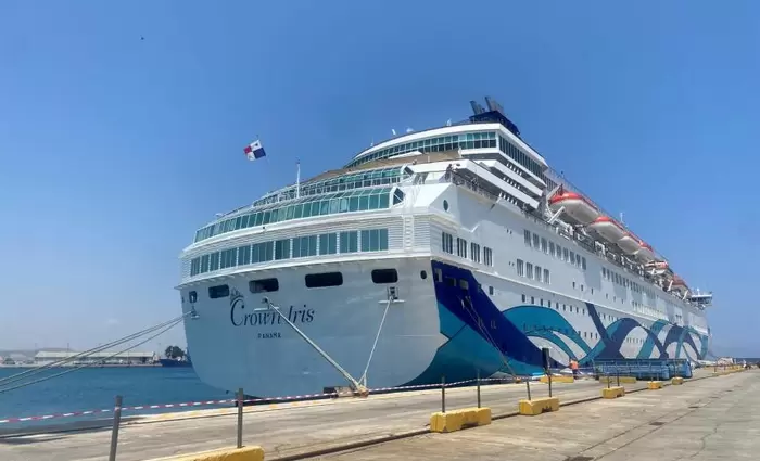 Κρουαζιερόπλοιο Crown Iris στο λιμάνι Λεμεσού την Πέμπτη για μεταφορά Ισραηλινών