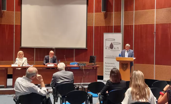 Σημαντική η ανέγερση ιδιόκτητου τερματικού πετρελαιοειδών, λέει ο Υπ. Ενέργειας