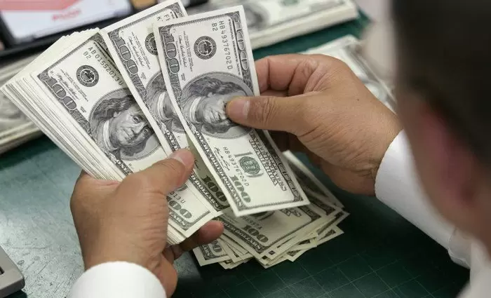 UBS: Ακόμη πιο πλούσιοι κατά 386,9 δισ. οι billioners το 2025