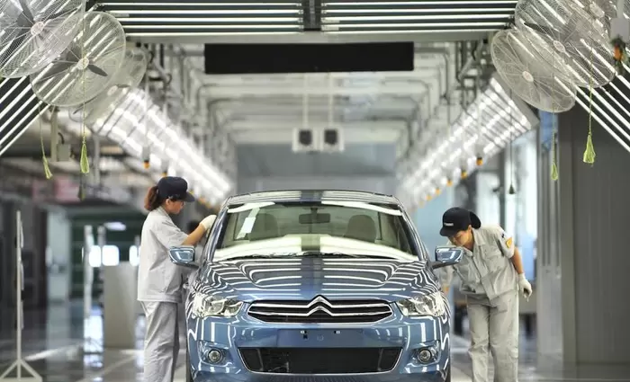 Αυτοκινητοβιομηχανίες: Οι 12 