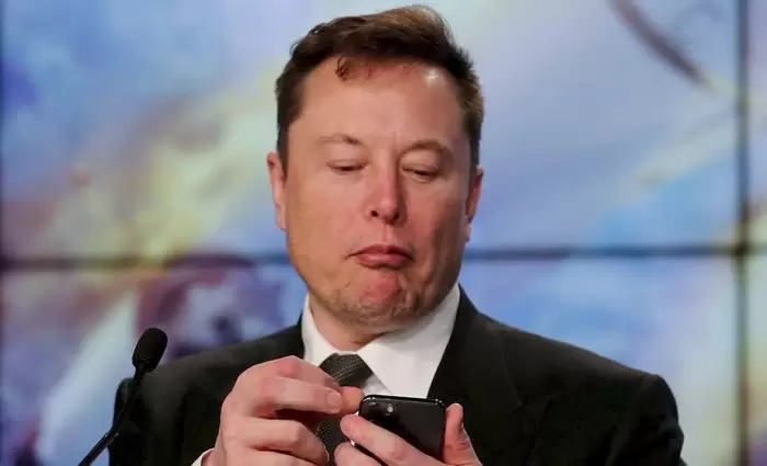 Θα γίνει το Twitter συνδρομητικό; Τι προτείνει ο Έλον Μασκ