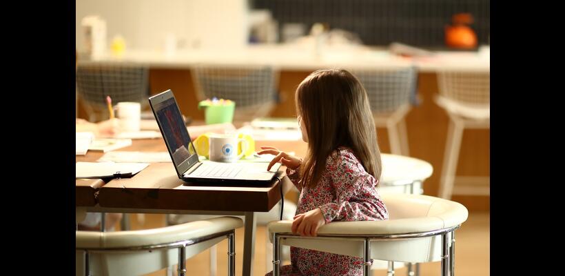 Εξ αποστάσεως εκπαίδευση διά της δοκιμής και του λάθους